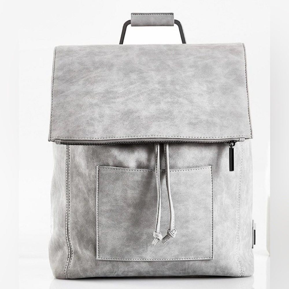 ⭐️Rosie Pope Highbury Hill Gray Diaper Bag Backpack Vegan Leather NWOT⭐️